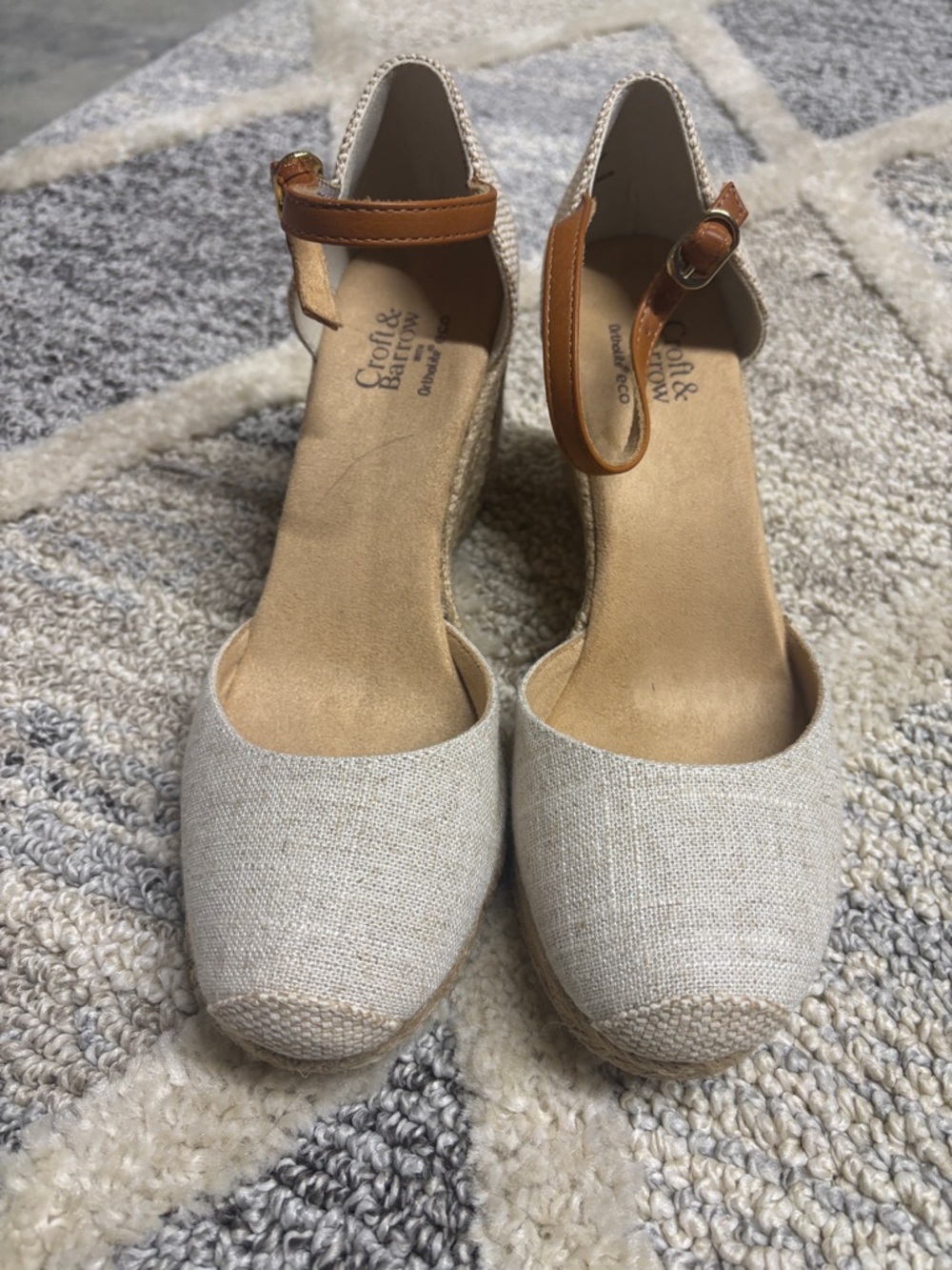 Croft and Barrow wedges
